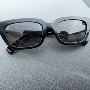 Brand new never worn Burberry sunglasses.